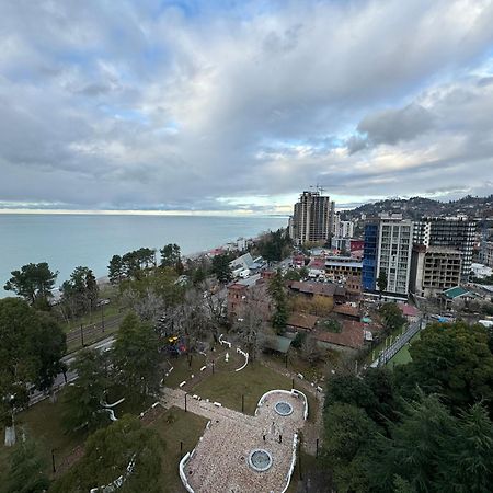 Colibri Apartamento Batumi Exterior foto
