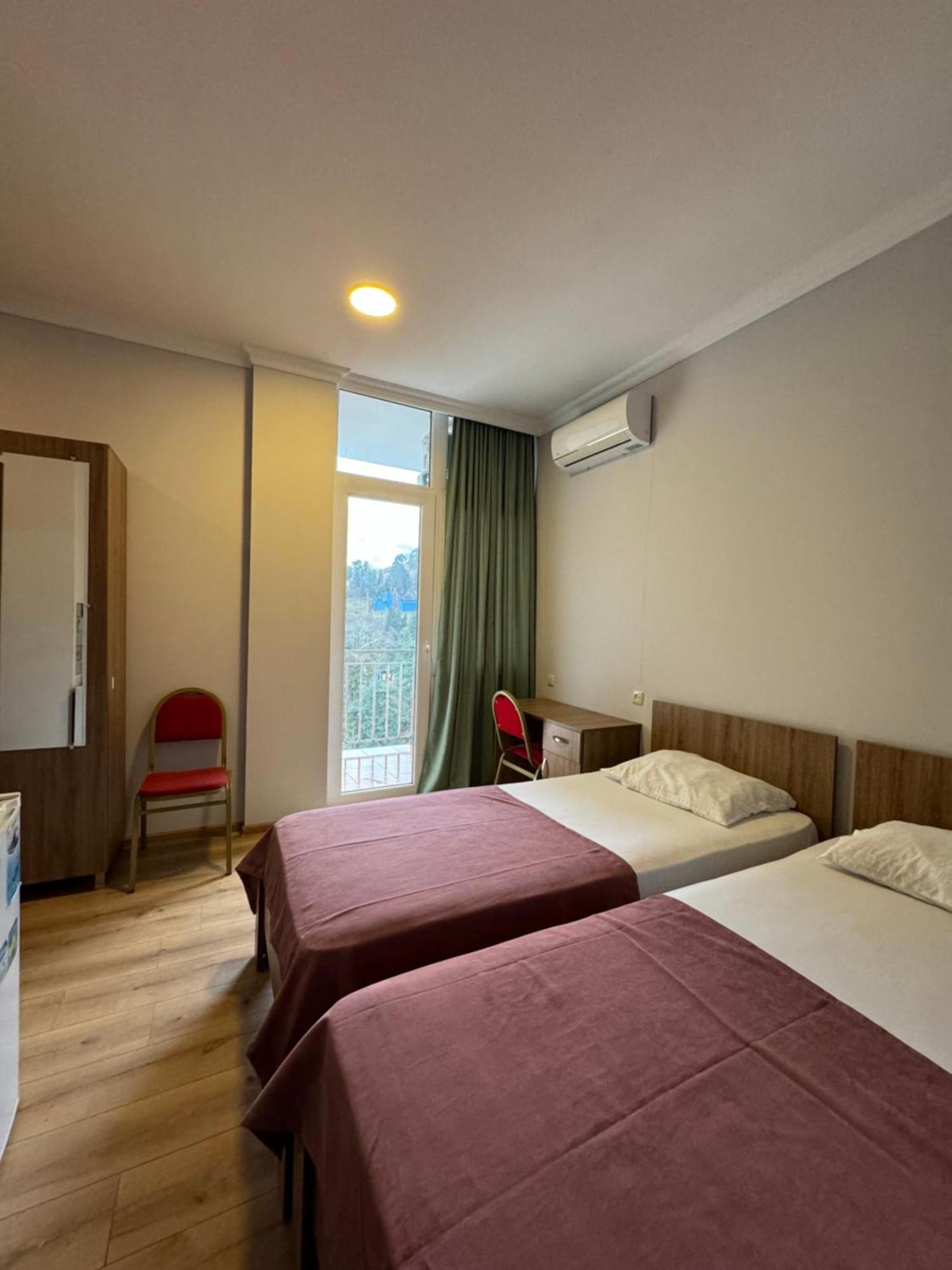 Colibri Apartamento Batumi Exterior foto