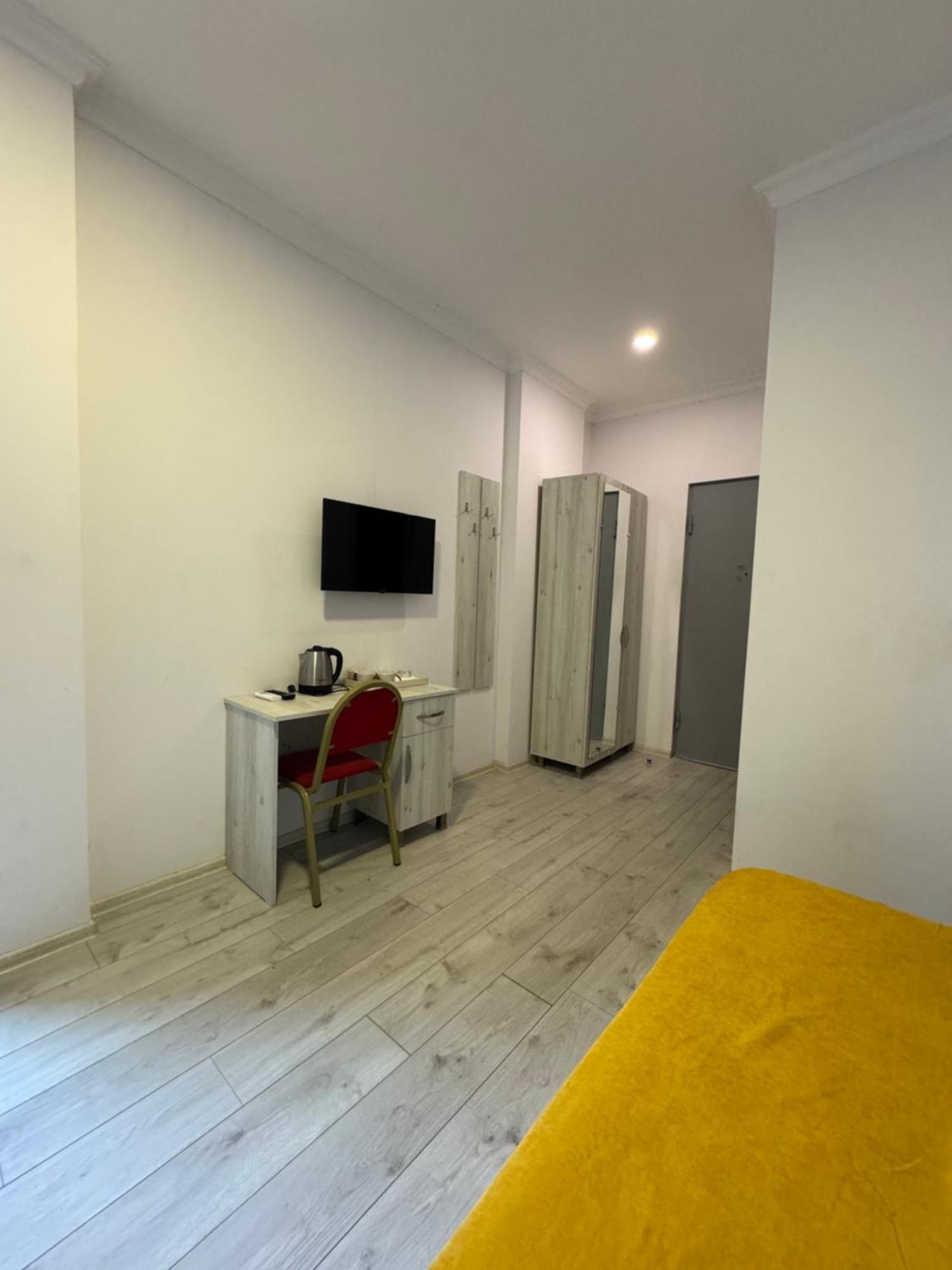 Colibri Apartamento Batumi Exterior foto
