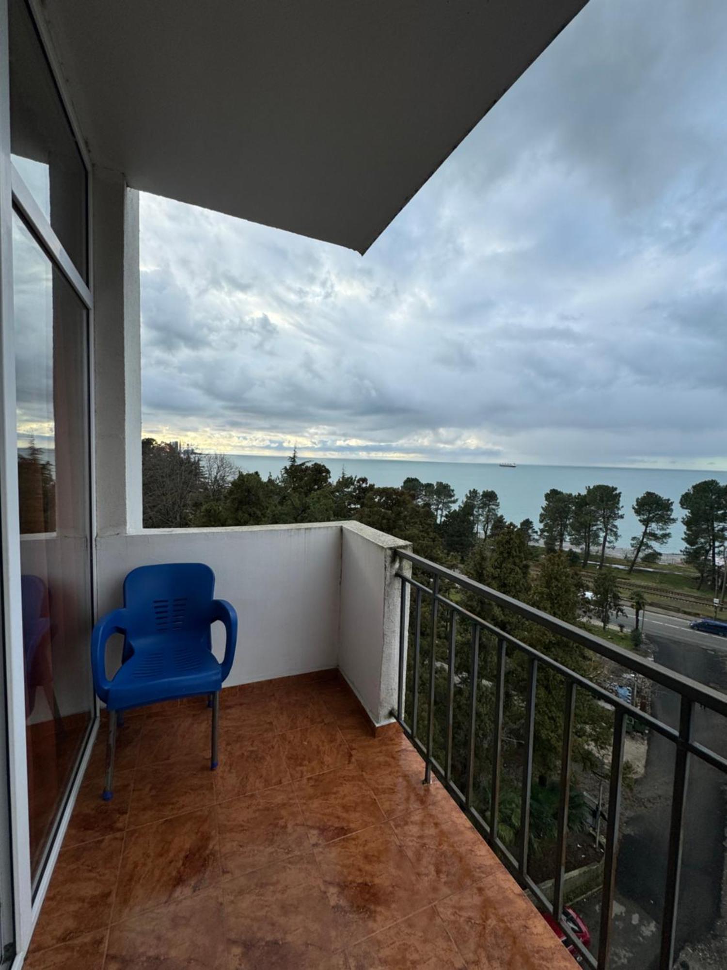 Colibri Apartamento Batumi Exterior foto