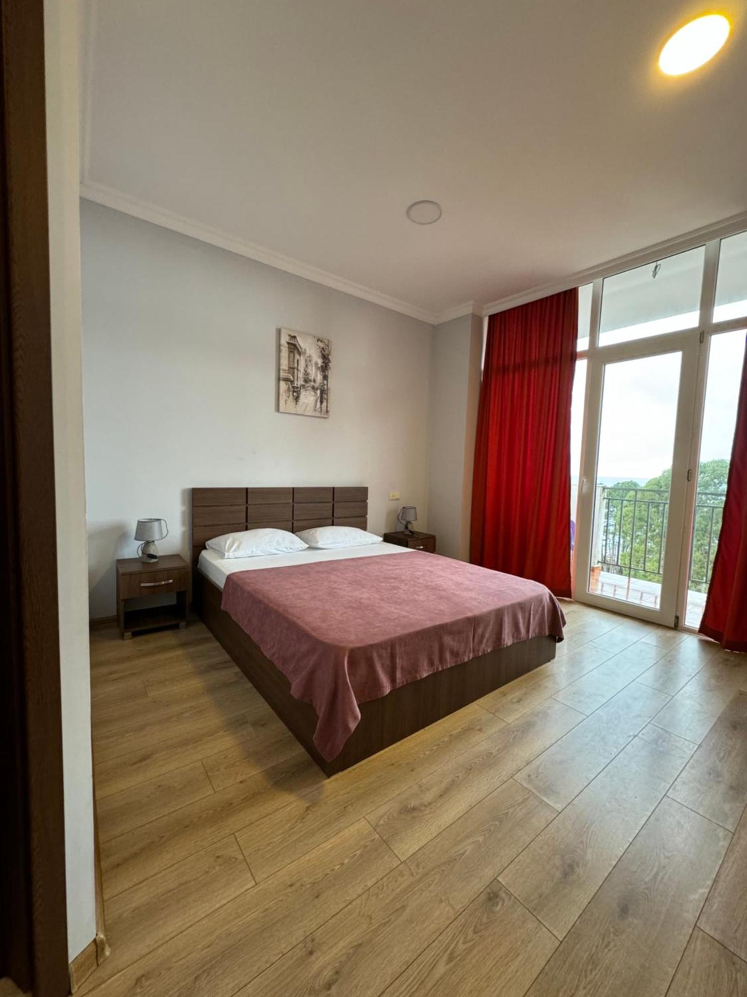 Colibri Apartamento Batumi Exterior foto